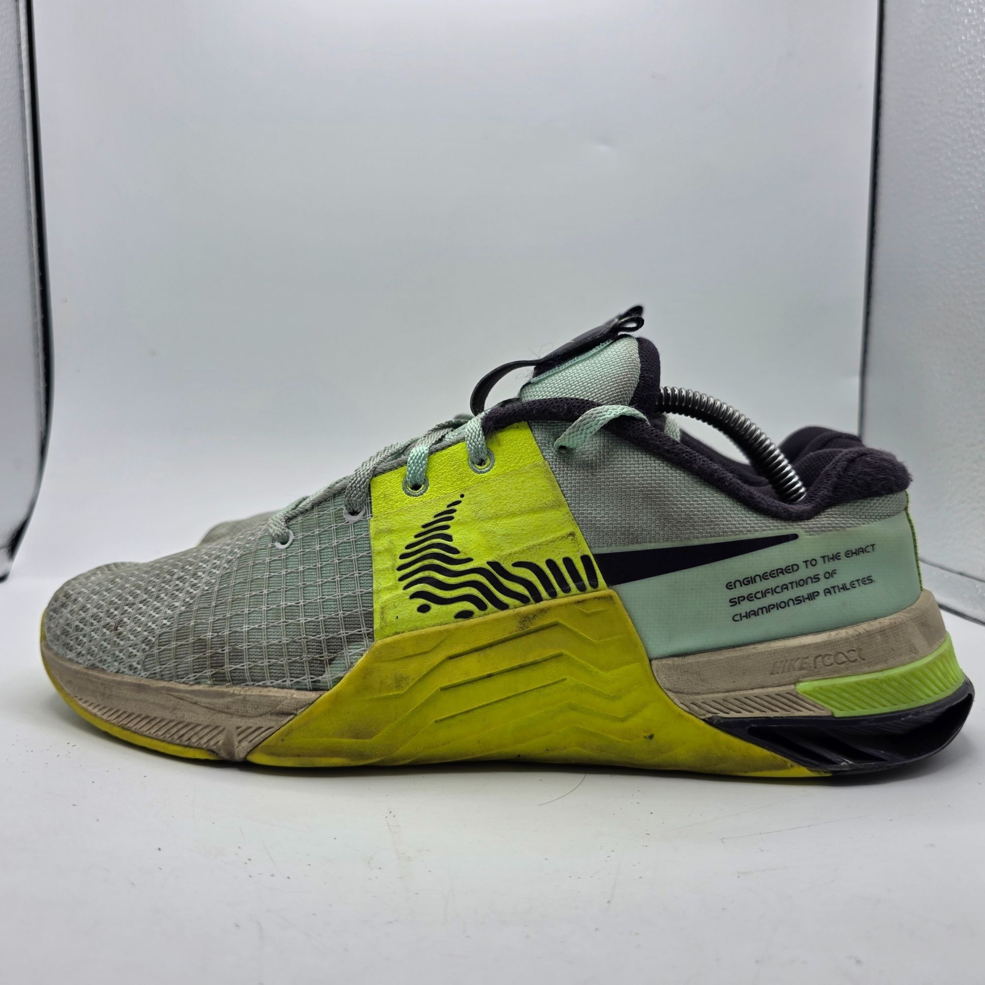 Nike Nike Metcon 8 Mens Size 11 Mint Foam Volt Training Shoes Sne Size US 11 / EU 44 - 13 Thumbnail