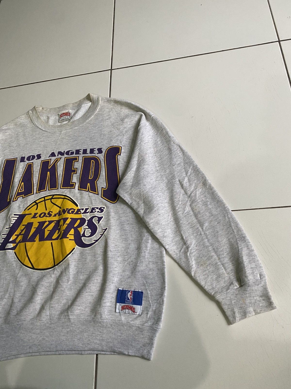 NBA × Nutmeg Vintage Las Angeles Lakers Basketball Size US L / EU 52-54 / 3 - 3 Thumbnail