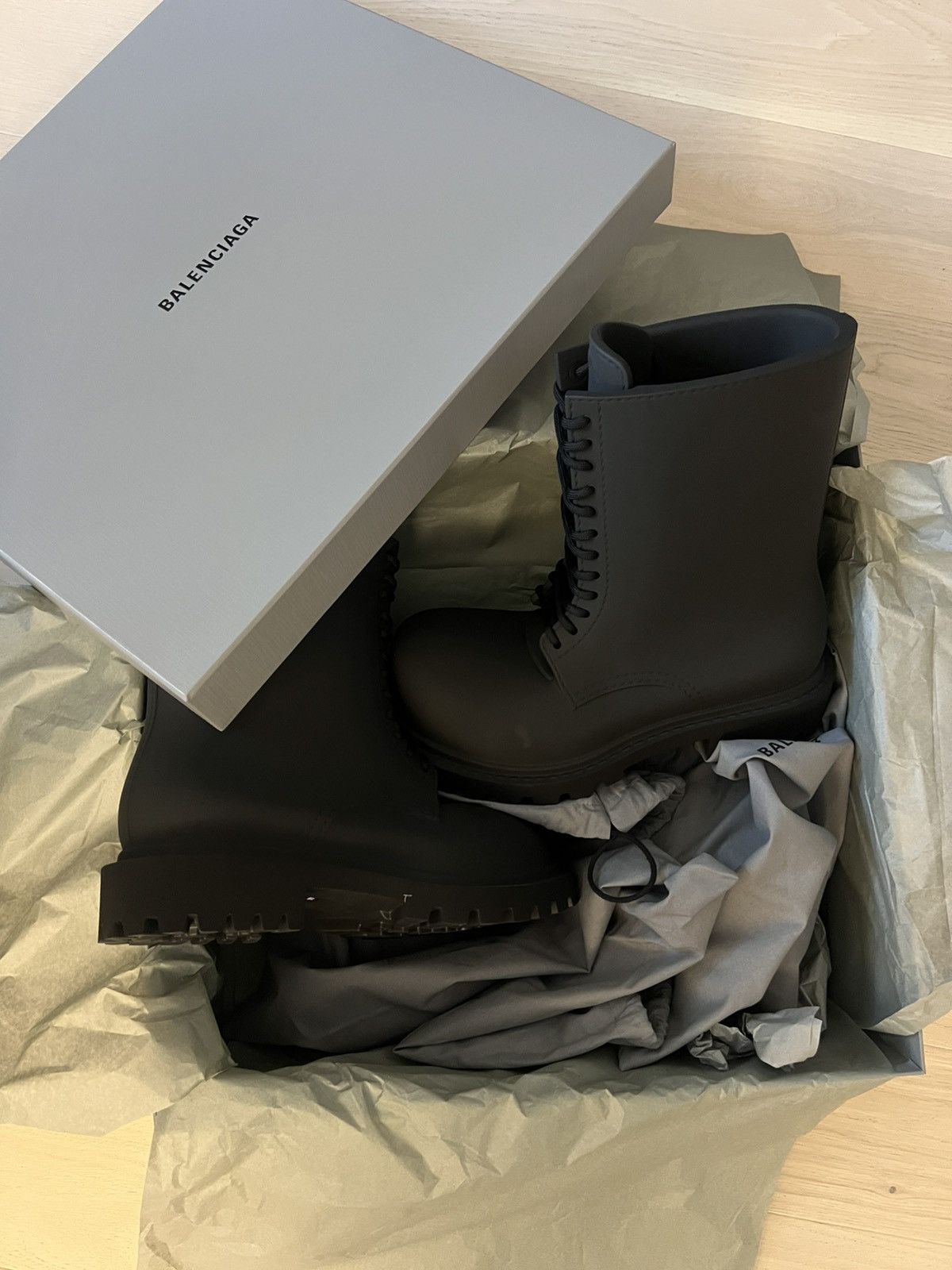Balenciaga Steroid Rubber Ankle Boots in Black Size US 11 / EU 44 - 8 Thumbnail