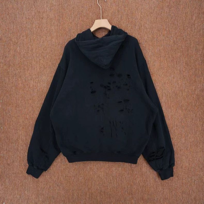 Other Balenciaga Black Worn Ripped Hoodie Size US XXS / EU 40 - 2 Thumbnail