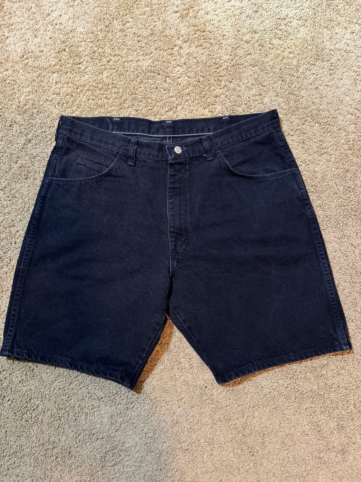 Wrangler Wrangler jean shorts jorts y2k baggy vintage 36 Made in USA Size US 36 / EU 52 - 1 Thumbnail