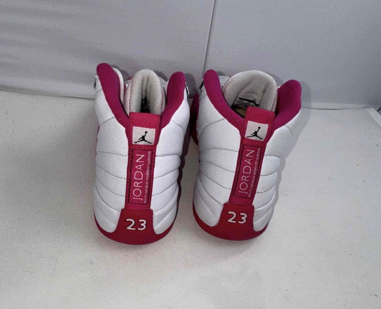 Jordan Brand Air Jordan 12 Retro GG ‘Vivid Pink’ - Youth Size 4.5/6W Size US 6 / IT 36 - 4 Thumbnail
