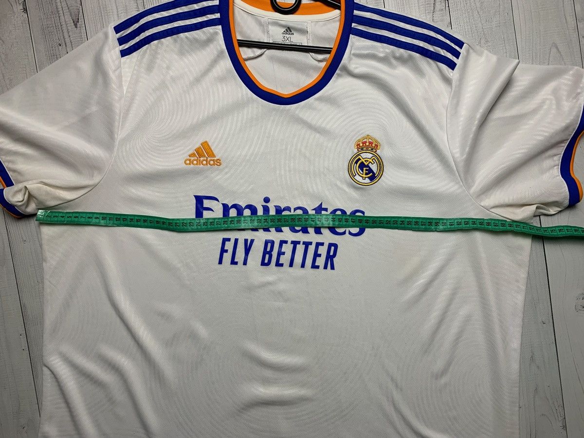 Adidas Vintage adidas Real Madrid soccer jersey size XXXL Size US XXL / EU 58 / 5 - 9 Thumbnail