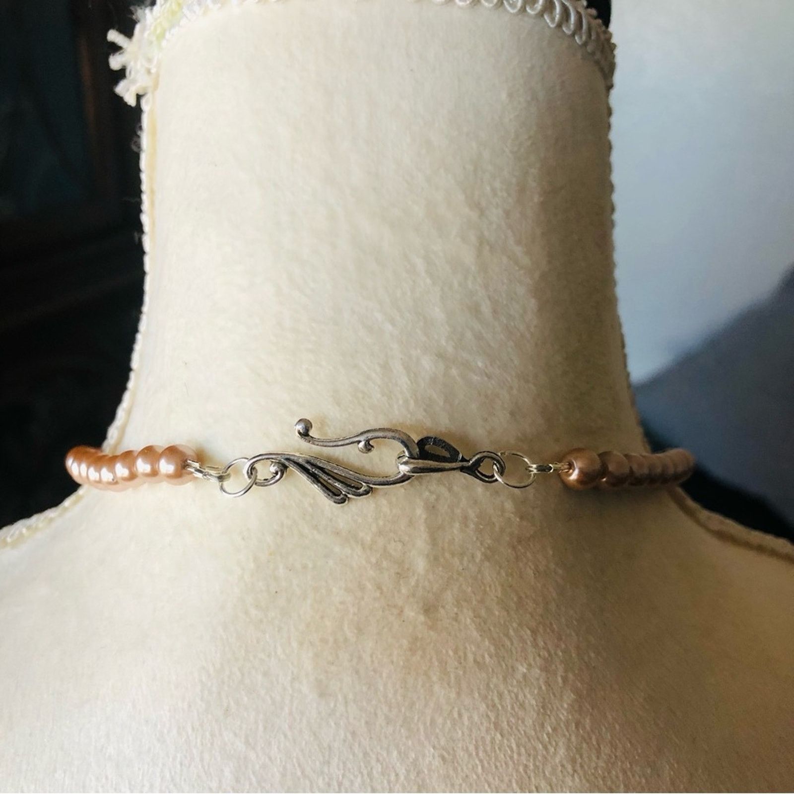 Handmade Handcrafted repurpose floral stone filigree Pearl necklace Size ONE SIZE - 7 Thumbnail