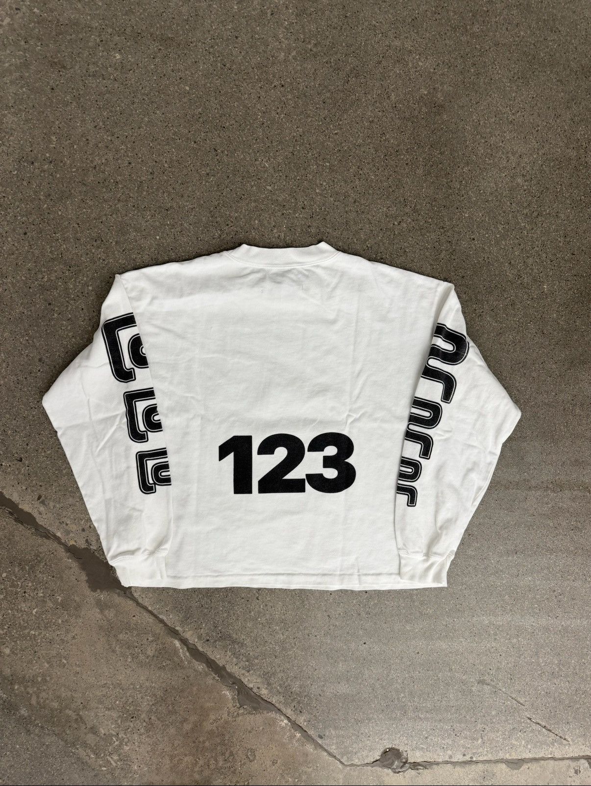 RRR-123 RRR-123 Meta USO Garden LS Tee Size US S / EU 44-46 / 1 - 2 Thumbnail