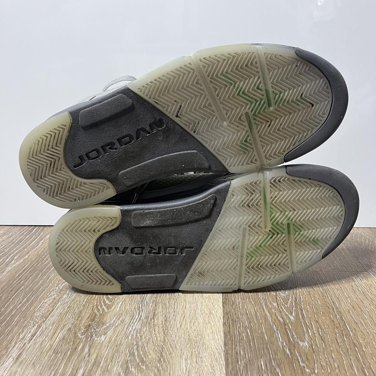 Jordan Brand × Vintage 2022 green bean 5s Size US 10 / EU 43 - 6 Thumbnail