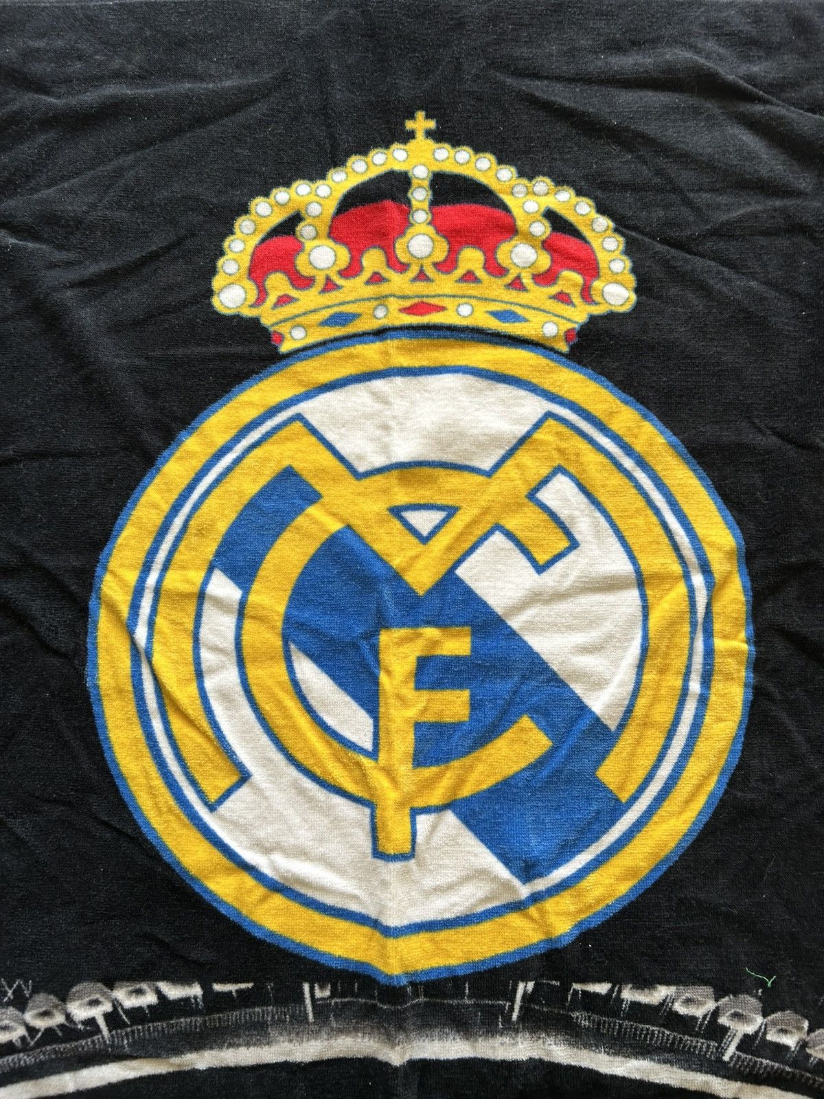 Chelsea Soccer Vintage Real Madrid Soccer Large Towel Size ONE SIZE - 6 Thumbnail