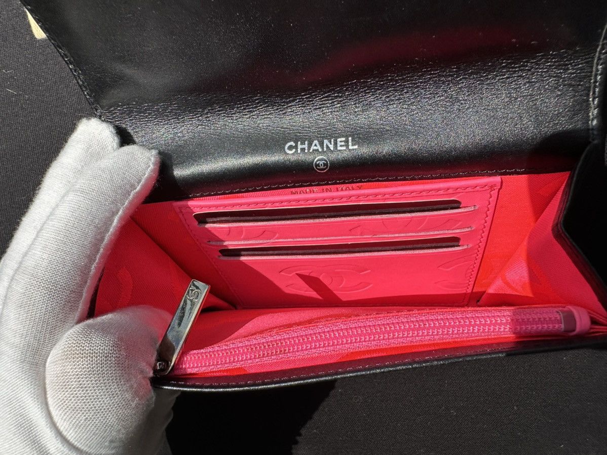 Chanel EXTREMELY RARE CHANEL CAMBON LINE BI-FOLD WALLET LAMBSKIN Size ONE SIZE - 6 Thumbnail