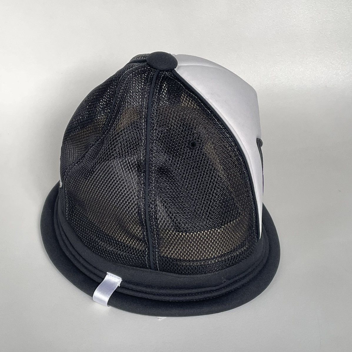 Comme des Garcons ‘Devil Horn’ Mesh Bucket Hat Size ONE SIZE - 6 Thumbnail