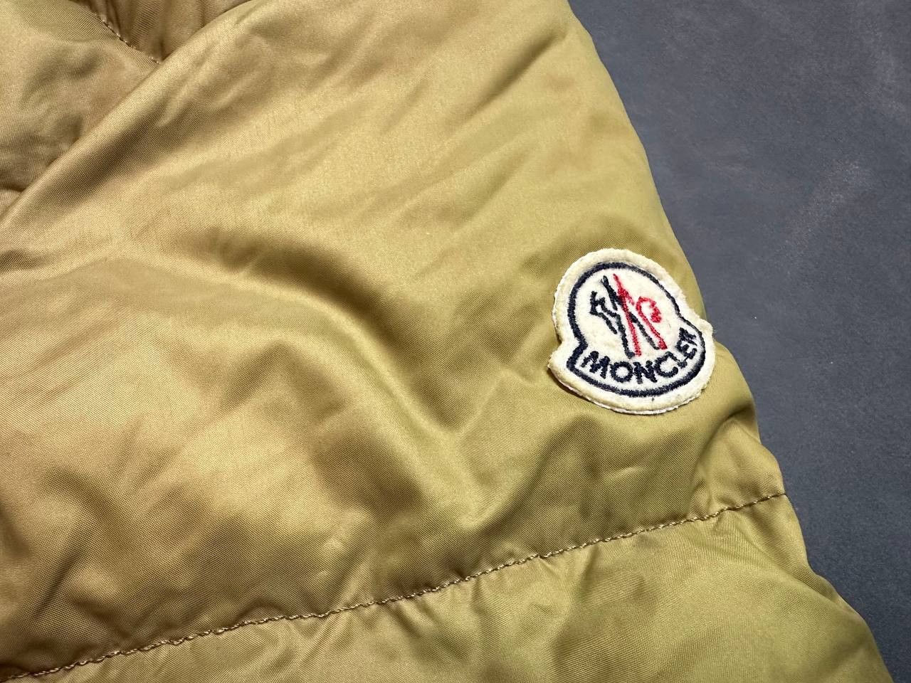 Moncler Moncler Vintage Rare Womens Down Jacket Puffer Size M / US 6-8 / IT 42-44 - 4 Thumbnail