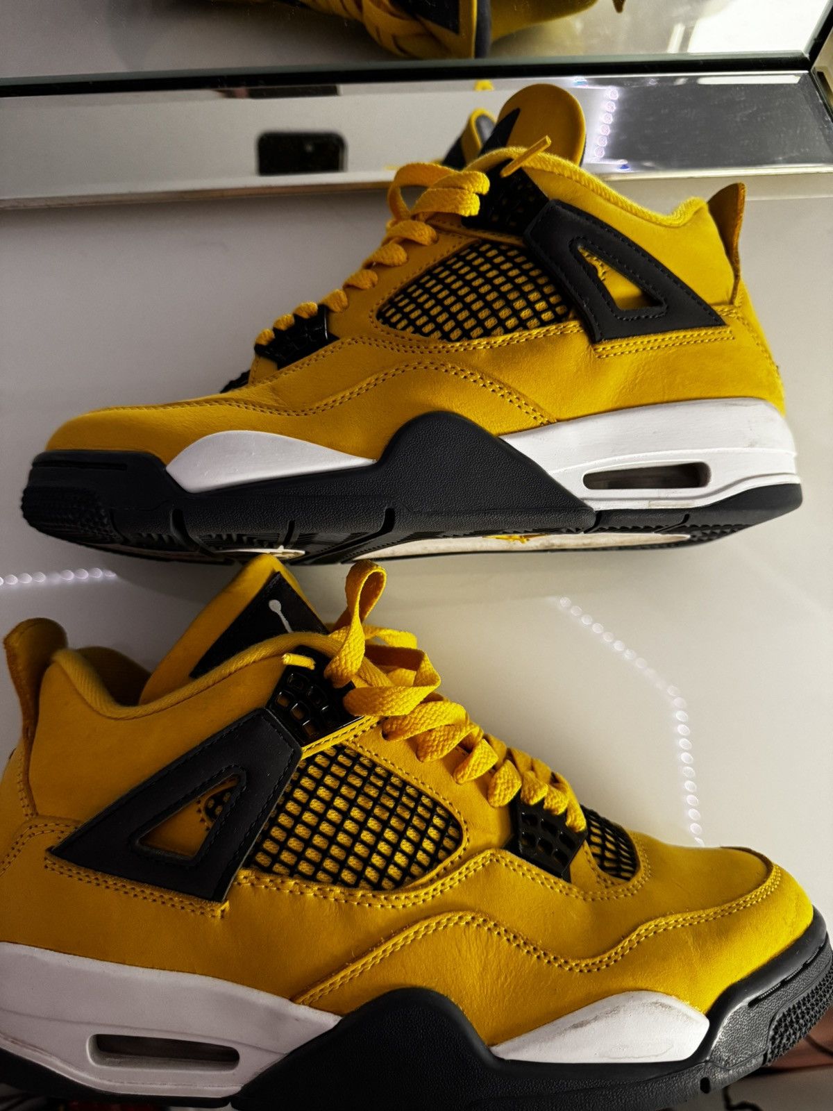 Jordan Brand × Nike Air Jordan 4 Retro ‘Lightning’ 2021 Size US 7.5 / EU 40-41 - 2 Thumbnail