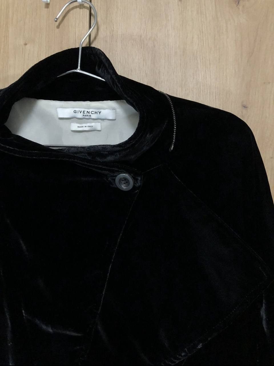 Givenchy Givenchy Velur Zip Up Jacket Black Archive Clothing Size L / US 10 / IT 46 - 3 Thumbnail