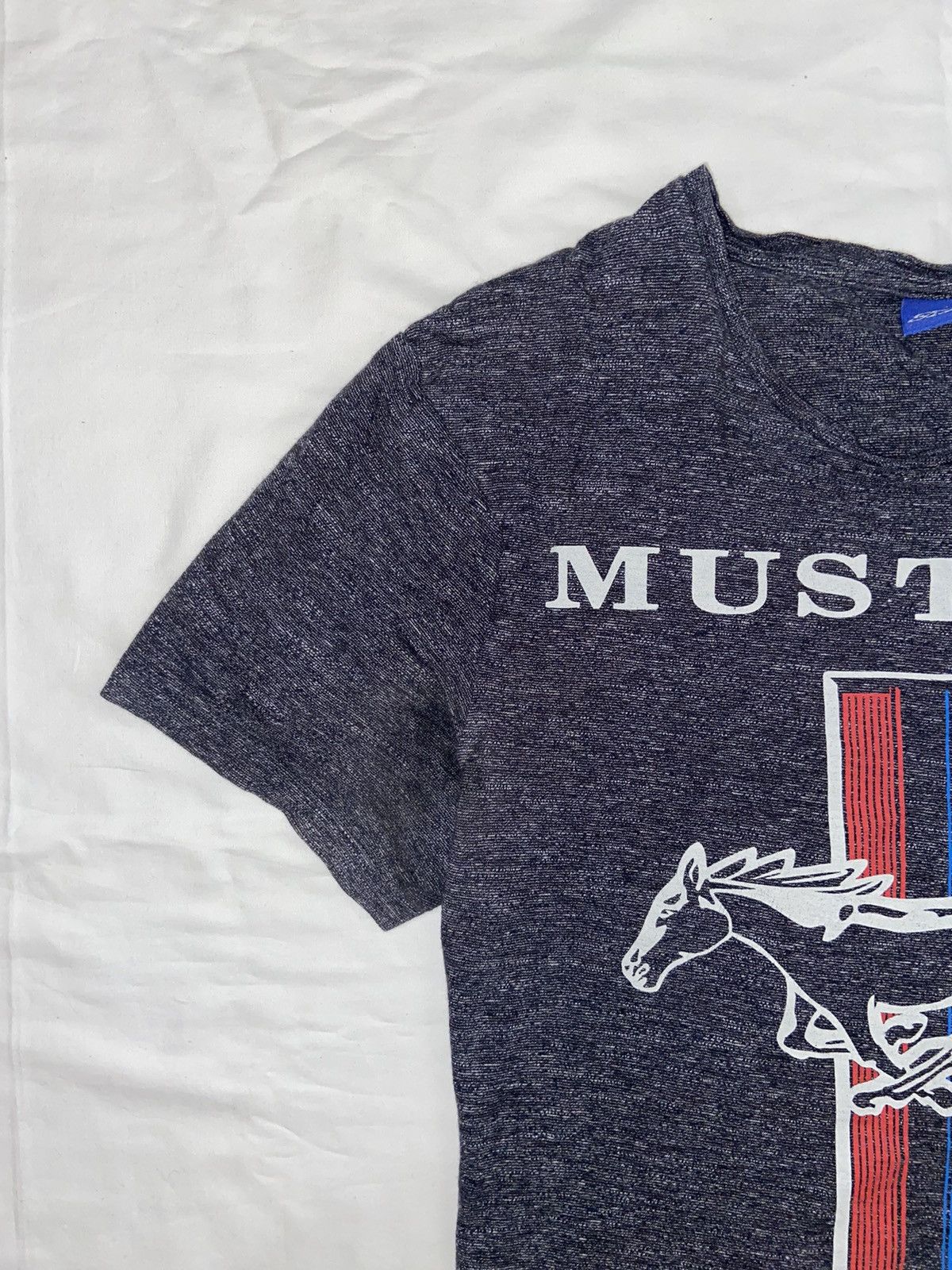 Ford × Mustang × Vintage Vintage Ford Mustang Y2K racing t shirt big printed logo tee Size US M / EU 48-50 / 2 - 5 Thumbnail