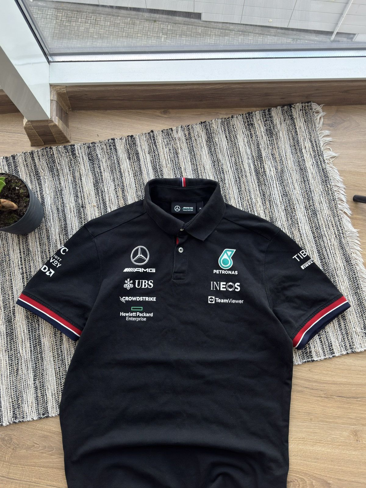 Mercedes-Benz Mercedes Benz AMG Petronas Formula One Team Polo T-shirt Size US M / EU 48-50 / 2 - 2 Thumbnail