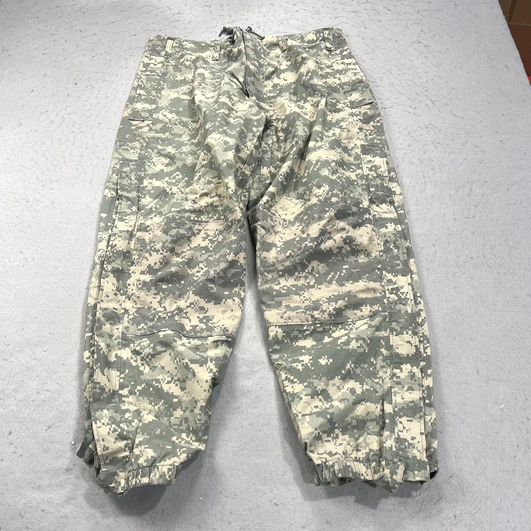 Rains ADS Cargo Pants Mens M Camouflage Green Gen III ECWCS Rain Waterproof Army Pants Mens Size US 31 - 2 Thumbnail