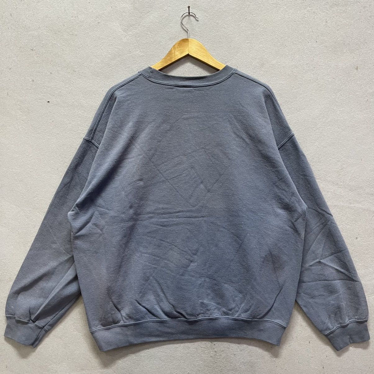 Gildan 2000s Alaska Graphic Crewneck Sweatshirt (Gildan Heavy Blend Size US XL / EU 56 / 4 - 6 Thumbnail