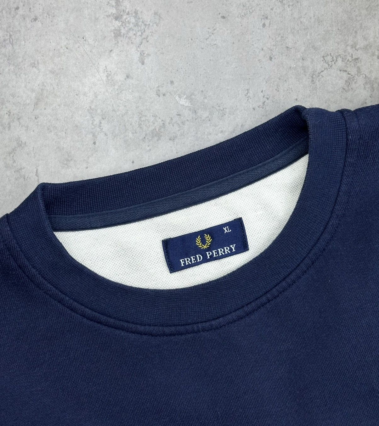 Fred Perry Vintage Fred Perry Blue Sweatshirt XL Crewneck Big Logo Size US XL / EU 56 / 4 - 8 Thumbnail