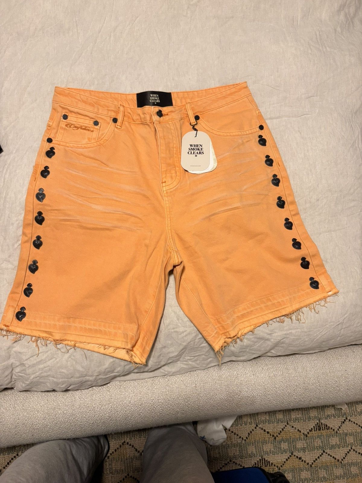 Whensmokeclears WHENSMOKECLEARS Denim Heartwear Shorts Size US 36 / EU 52 - 1 Thumbnail