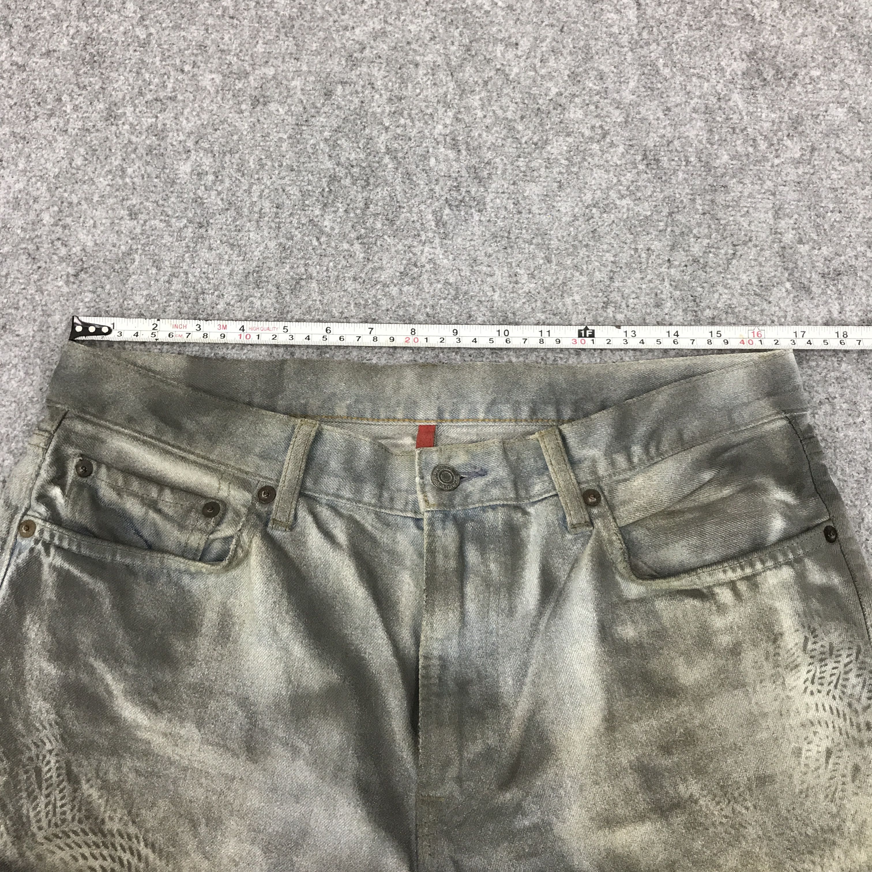 Japanese Brand × Jun Takahashi × Uniqlo JAPAN UNIQLO BLACK SPARY DENIM JEANS Size US 33 - 8 Thumbnail