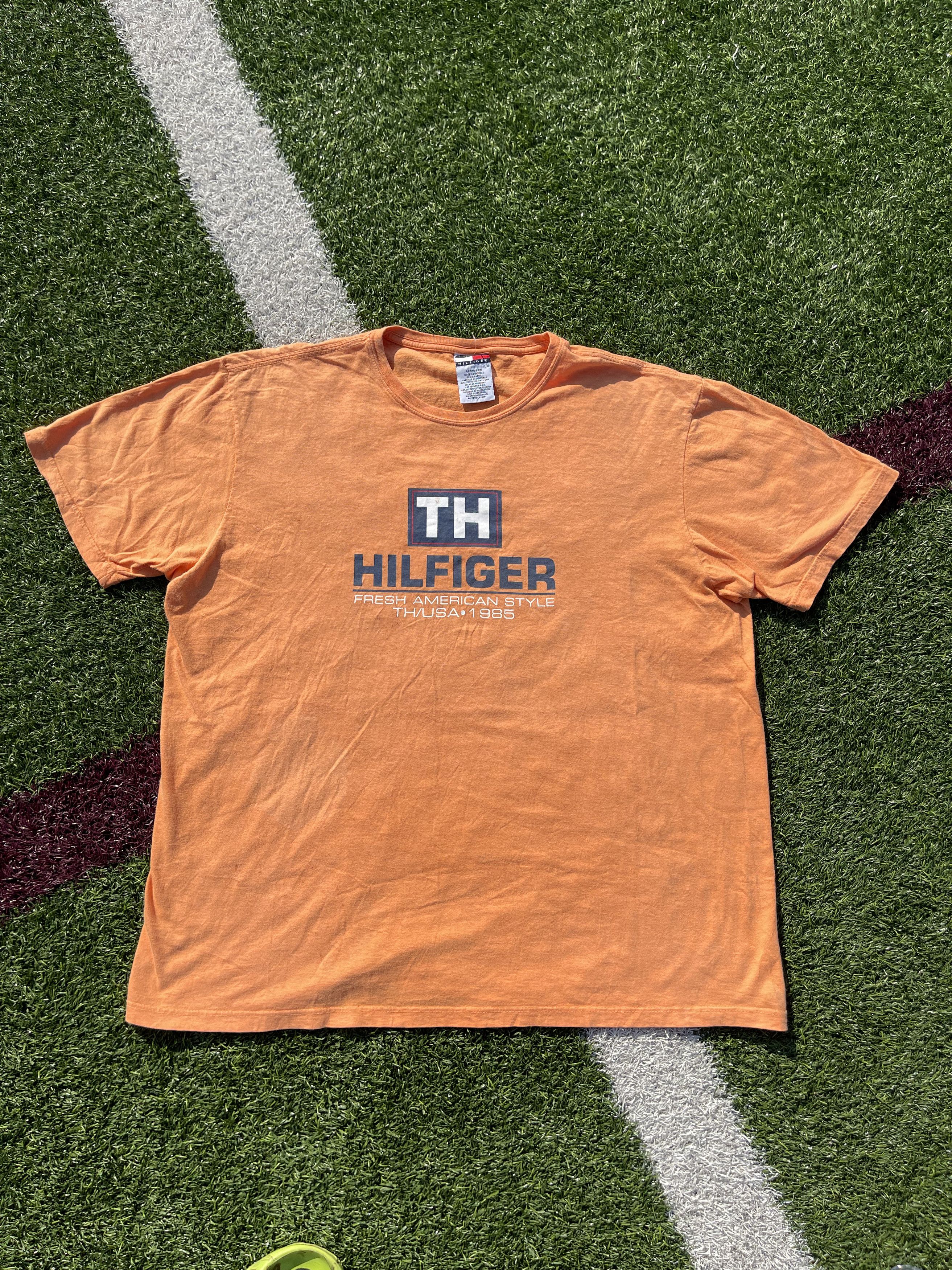 Tommy Hilfiger × Vintage Vintage 90's Tommy Hilfiger Hip Hop Rap Vtg Logo T-Shirt Size US XL / EU 56 / 4 - 1 Thumbnail