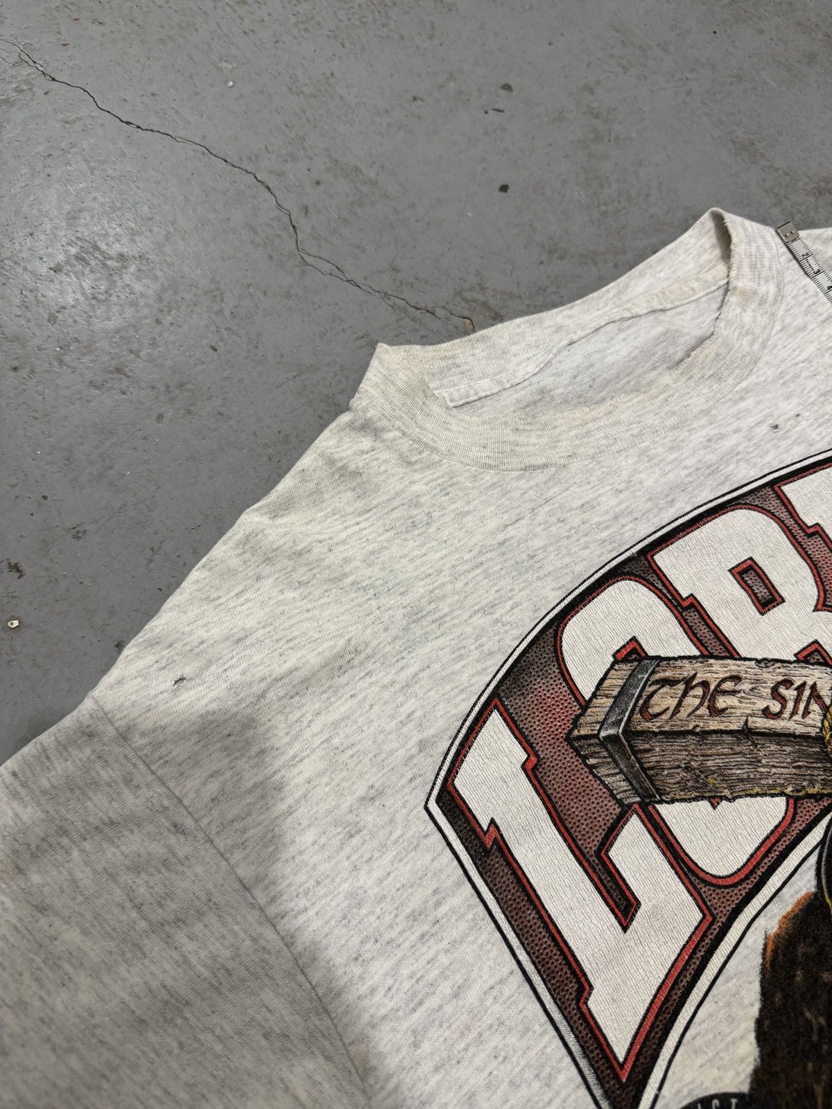 Vintage *RARE* VTG 1995 LORD’S GYM GOD BODYBUILDING NO SWEAT TEE Size US M / EU 48-50 / 2 - 18 Thumbnail
