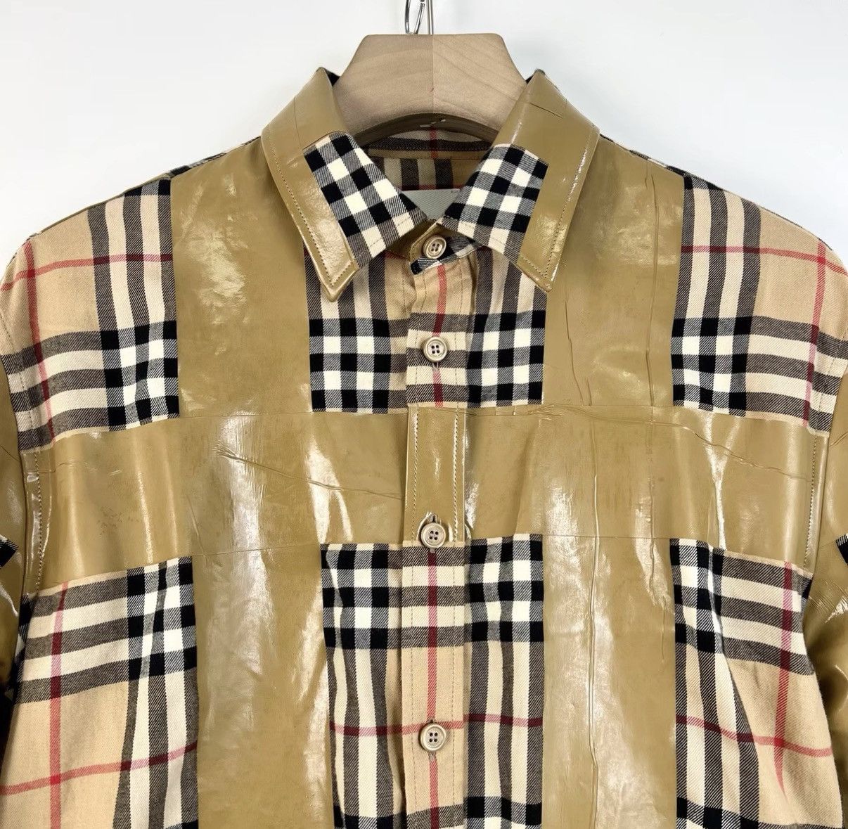 Burberry Burberry Check Long Sleeve Shirt with Tape Detail K12 Size US M / EU 48-50 / 2 - 3 Thumbnail