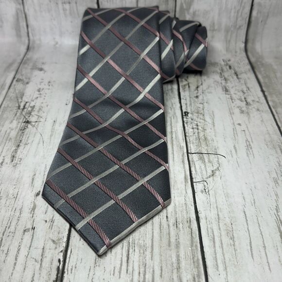 Donald Trump Donald J. Trump Pink Gray 100% Silk tie Signature Collection Size ONE SIZE - 1 Thumbnail