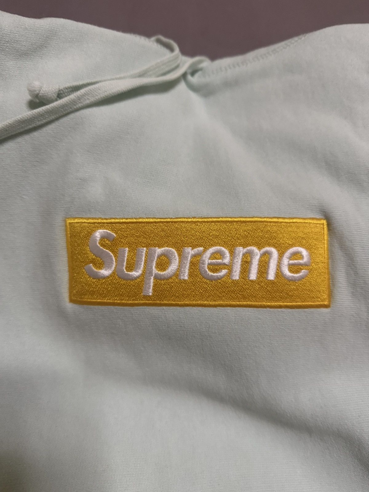Supreme Supreme fw17 ice blue gold on blue box logo hood hoodie Size US M / EU 48-50 / 2 - 3 Thumbnail