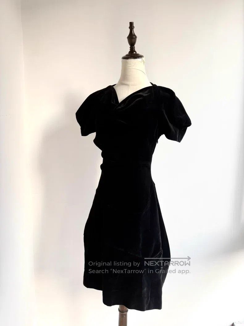 Vivienne Westwood Vivienne Westwood Black Velvet Asymmetrical Draped Collar Size L / US 10 / IT 46 - 1 Thumbnail