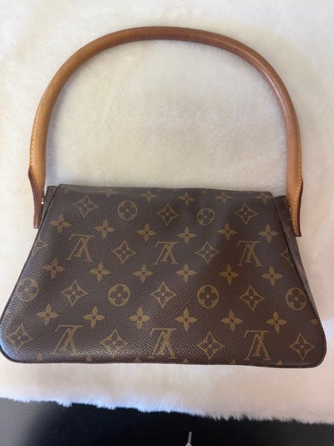 Louis Vuitton Mini Looping Size ONE SIZE - 4 Thumbnail