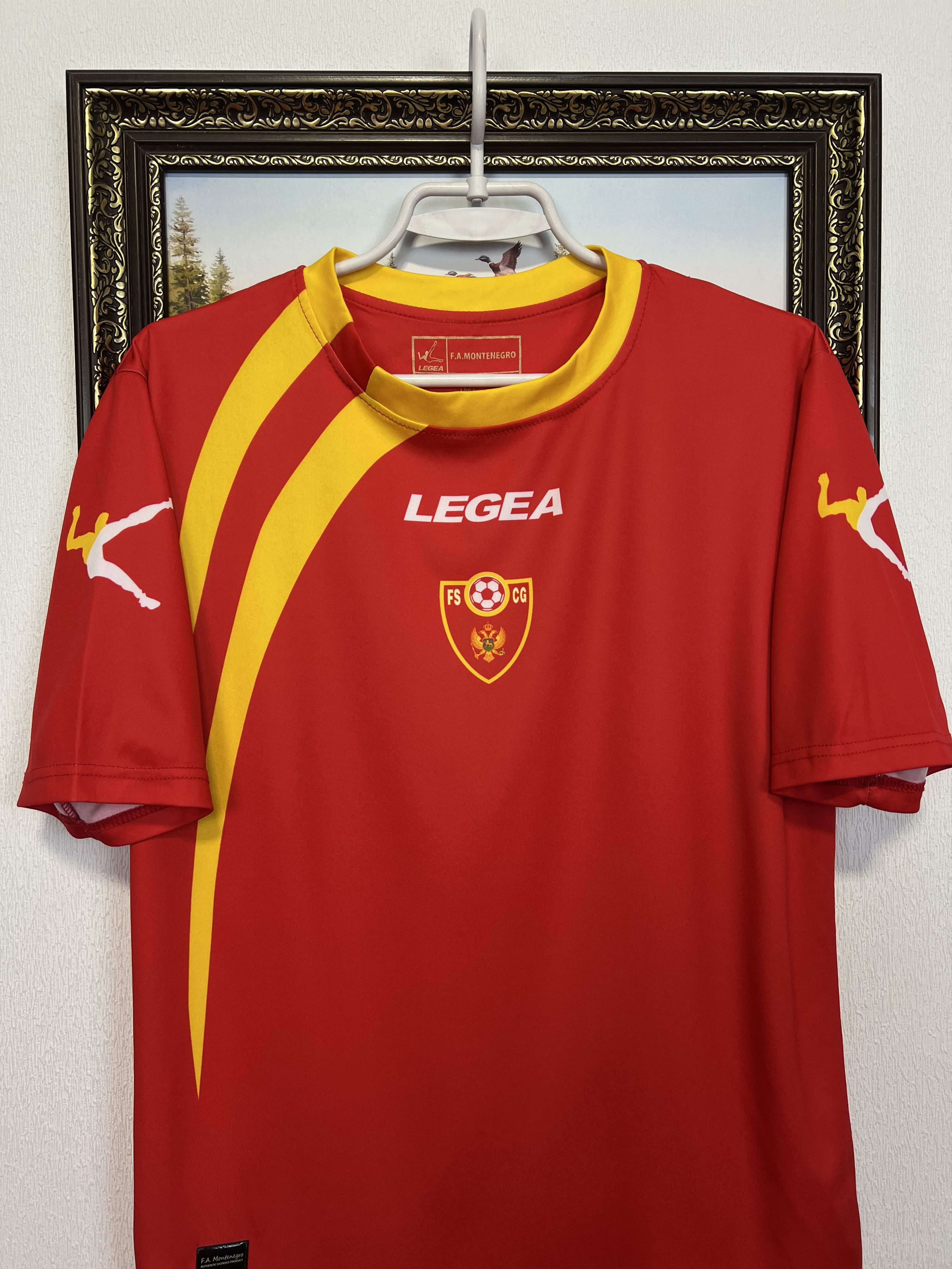 Vintage Montenegro Home football shirt Soccer National Jersey Trikot Size US M / EU 48-50 / 2 - 2 Thumbnail
