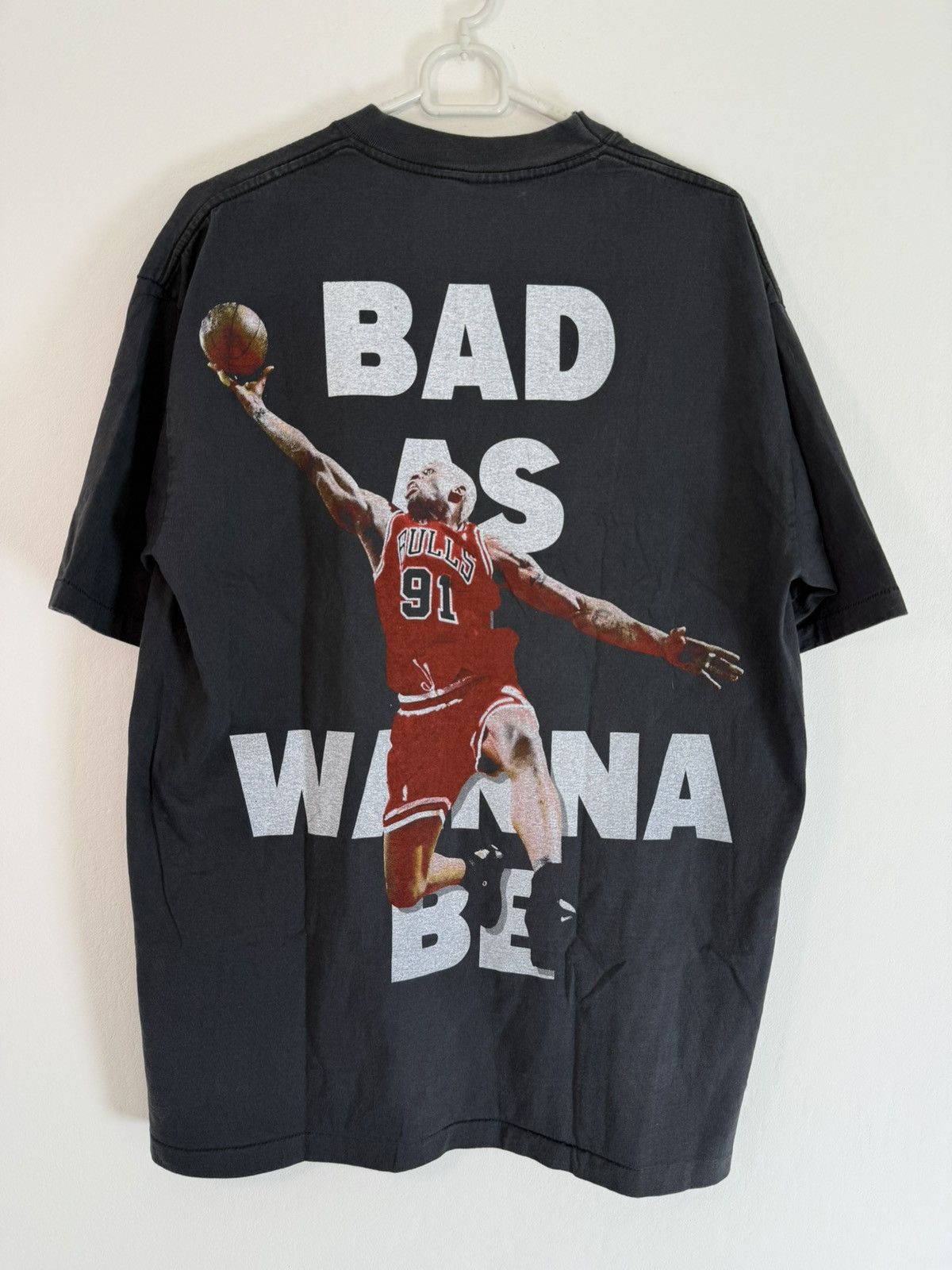 Vintage Dennis Rodman NBA chicago bulls merch t shirt vintage dance Size US L / EU 52-54 / 3 - 3 Thumbnail
