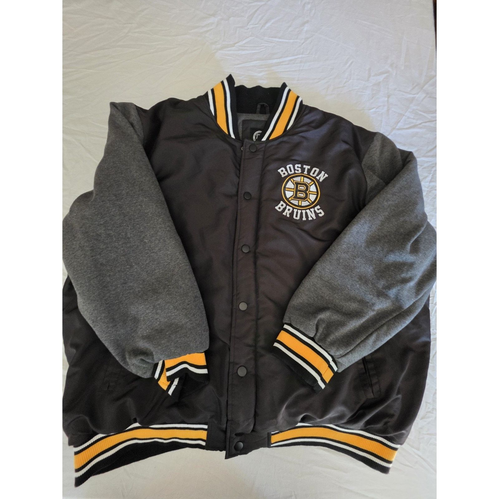 NHL Boston Bruins NHL Men's Size 4XL Varsity Style Black Jacket Size 46 - 1 Thumbnail