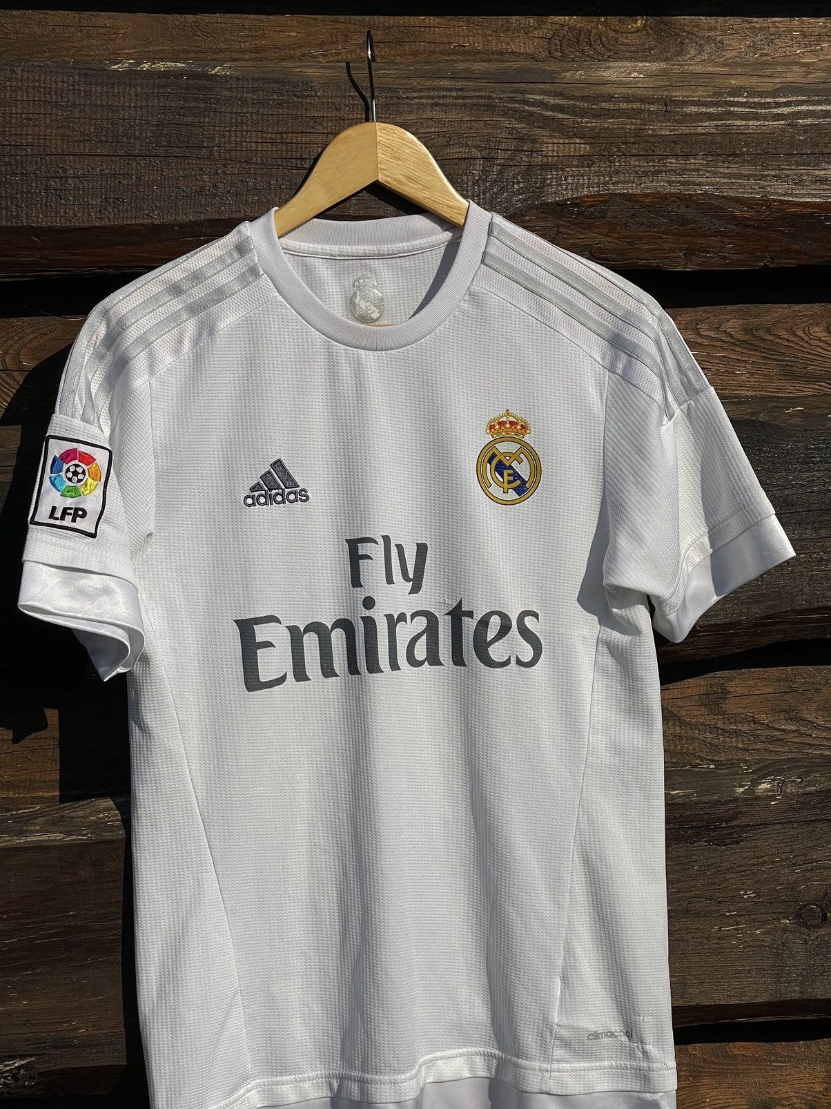 Adidas 2015 Adidas Real Madrid soccer jersey Size US S / EU 44-46 / 1 - 3 Thumbnail