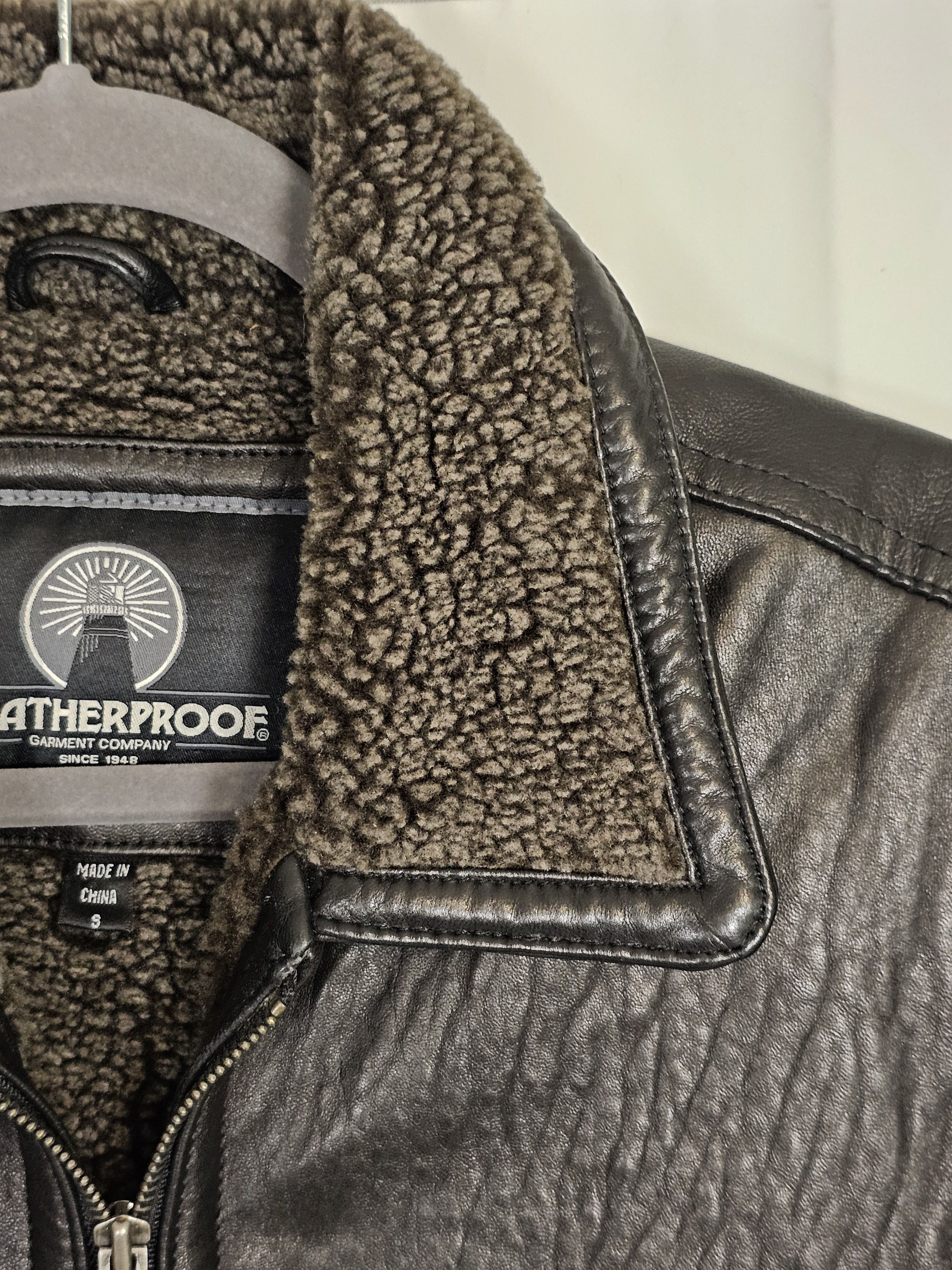 Weatherproof Weatherproof Leather Jacket, Fully Lined Men's Small EUC Size US S / EU 44-46 / 1 - 5 Thumbnail