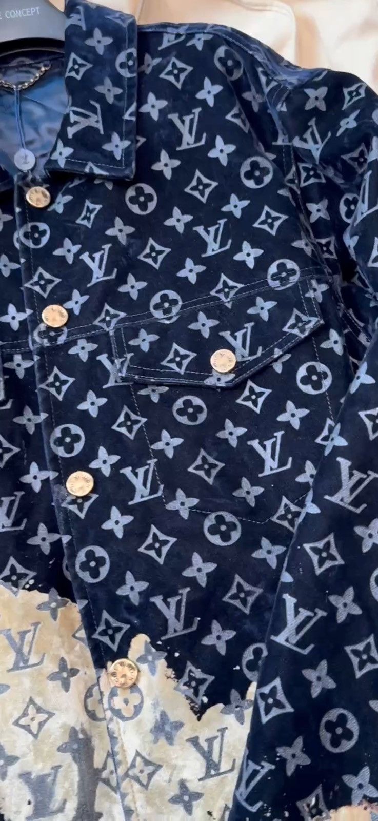 Louis Vuitton LV 24SS Flaming Cloud Colorblocked Denim Jacket 52 Size US L / EU 52-54 / 3 - 13 Thumbnail