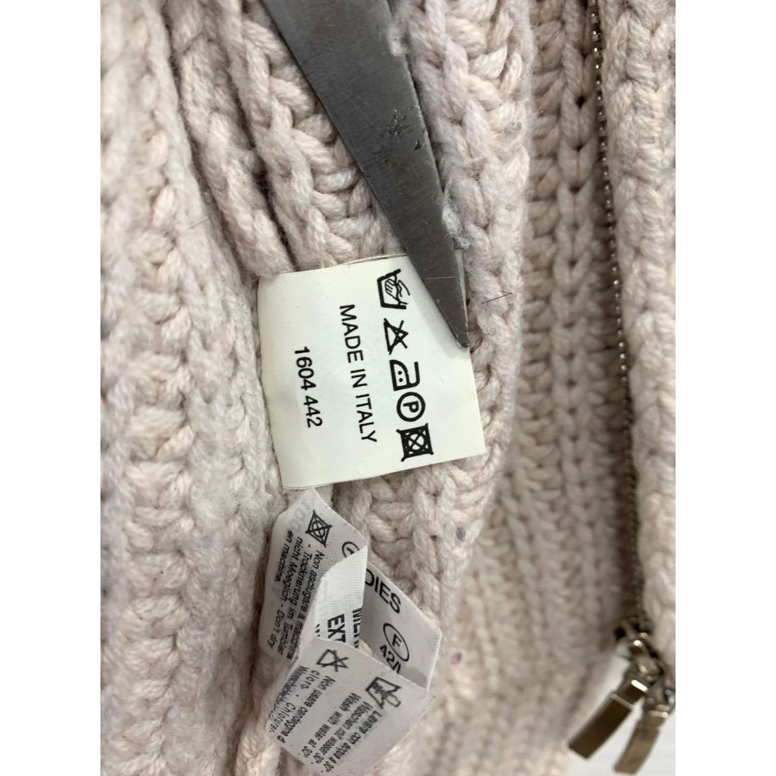 Fabiana Filippi VINTAGE Fabiana Filippi Cardigan Full Zip Merino Wool Beige Italy US 10 L#86 Women Knit Chunks Size L / US 10 / IT 46 - 5 Thumbnail