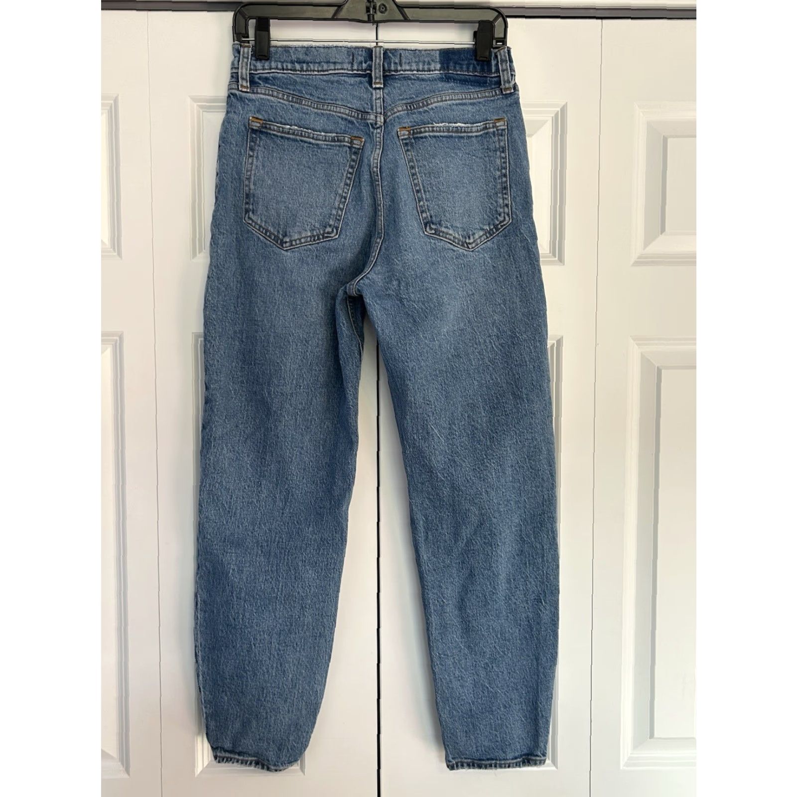 Abercrombie & Fitch Abercrombie & Fitch Jeans 80s Mom High Rise Womens Size 6 Blue 5-Pocket Solid Size 28" / US 6 / IT 42 - 2 Thumbnail