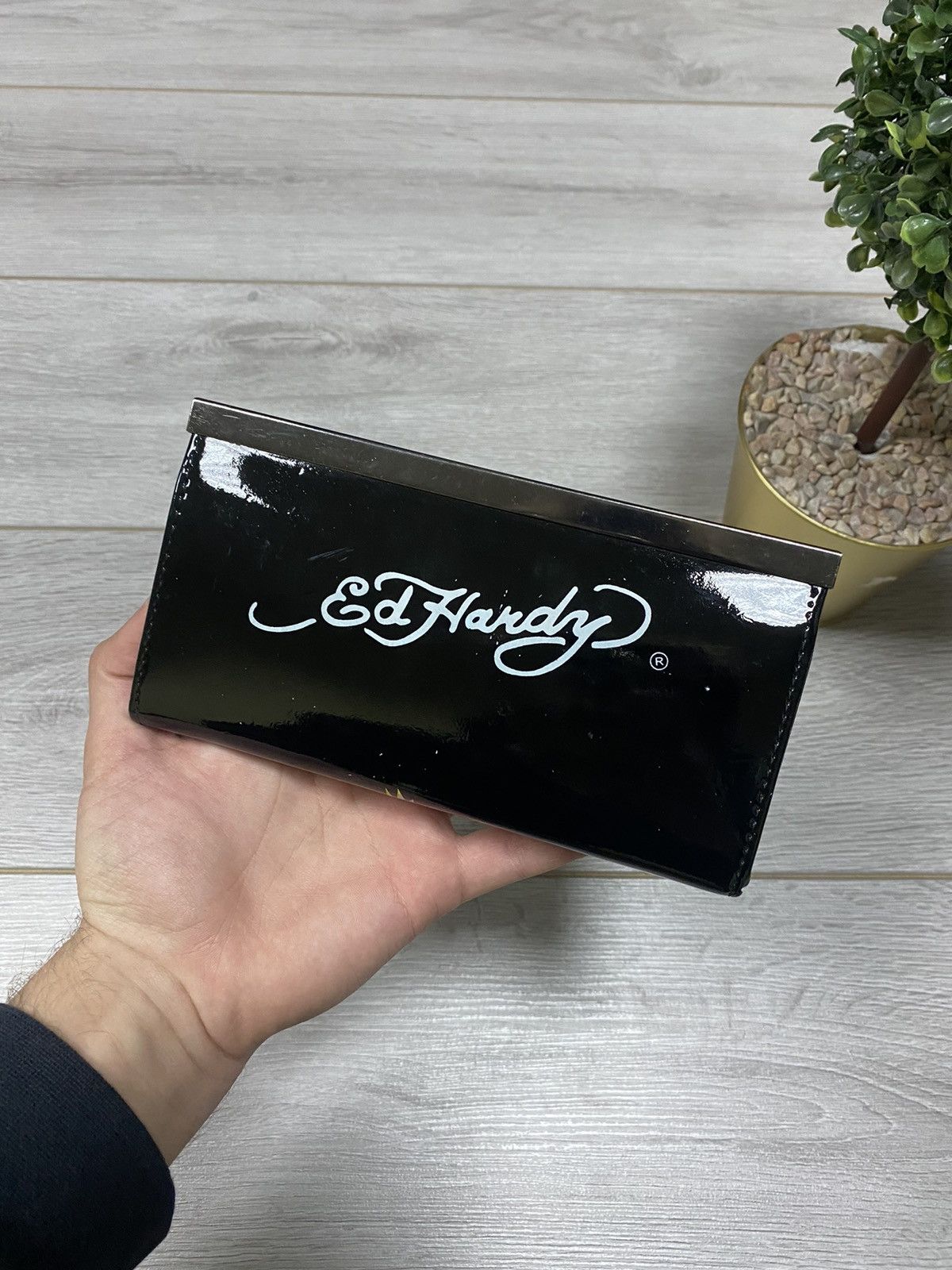 Ed Hardy Ed Hardy tiger 🐯 vintage big logo rhinestones wallet Size ONE SIZE - 2 Thumbnail