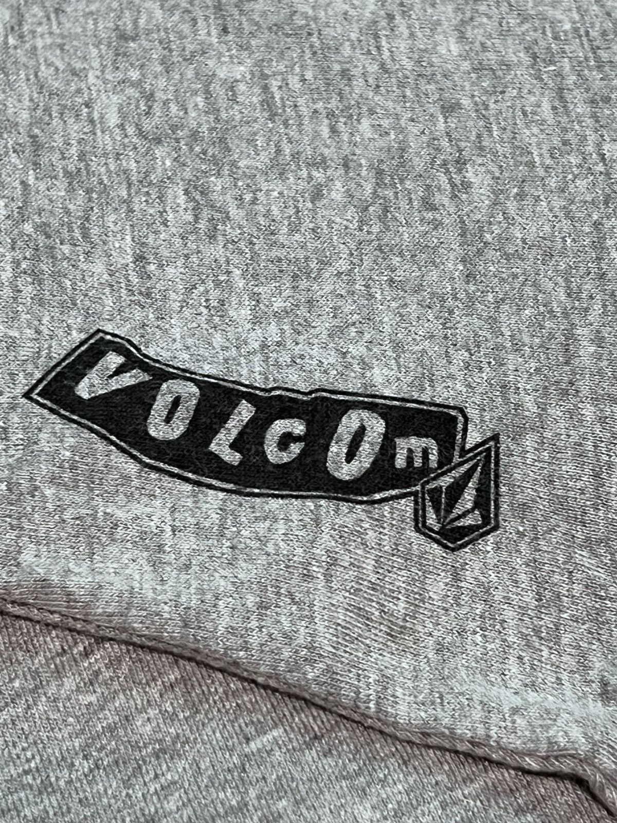 Japanese Brand × Volcom Volcom X Shawn Higgins T-Shirt Size US L / EU 52-54 / 3 - 4 Thumbnail