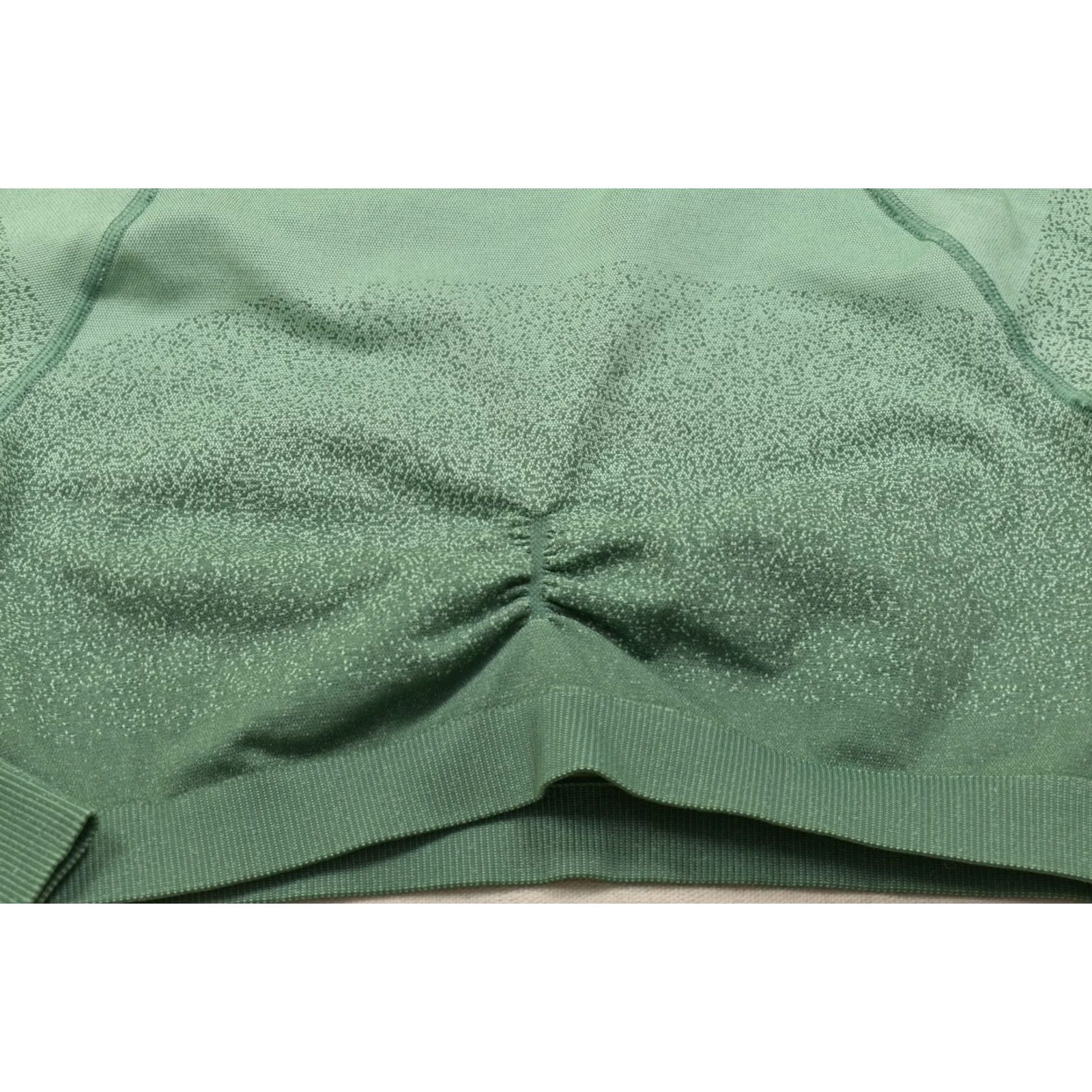 Gymshark Gymshark Adapt Marl Seamless Long Sleeve Crop Top Green Women's Size Small Shirt Cropped Womens Style 90s (if applicable) Size S / US 4 / IT 40 - 8 Thumbnail