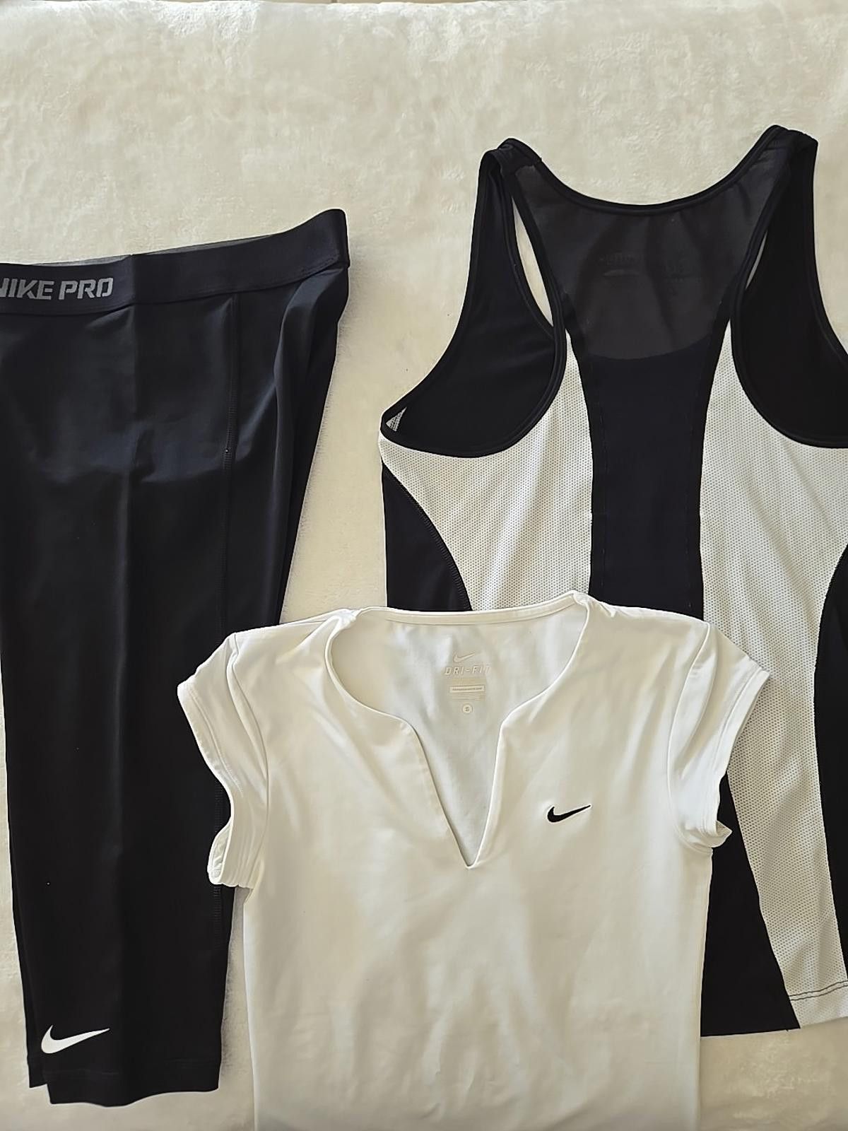 Nike Nike Pro 3 Pcs Set Combat Dri Fit Capri/ 2 Tops Womens Small Size 28" / US 6 / IT 42 - 5 Thumbnail