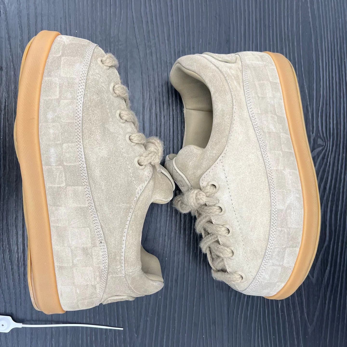 Louis Vuitton LV x Nigo Yeti Snow Boots Beige 10 44 Size US 10 / EU 43 - 2 Thumbnail