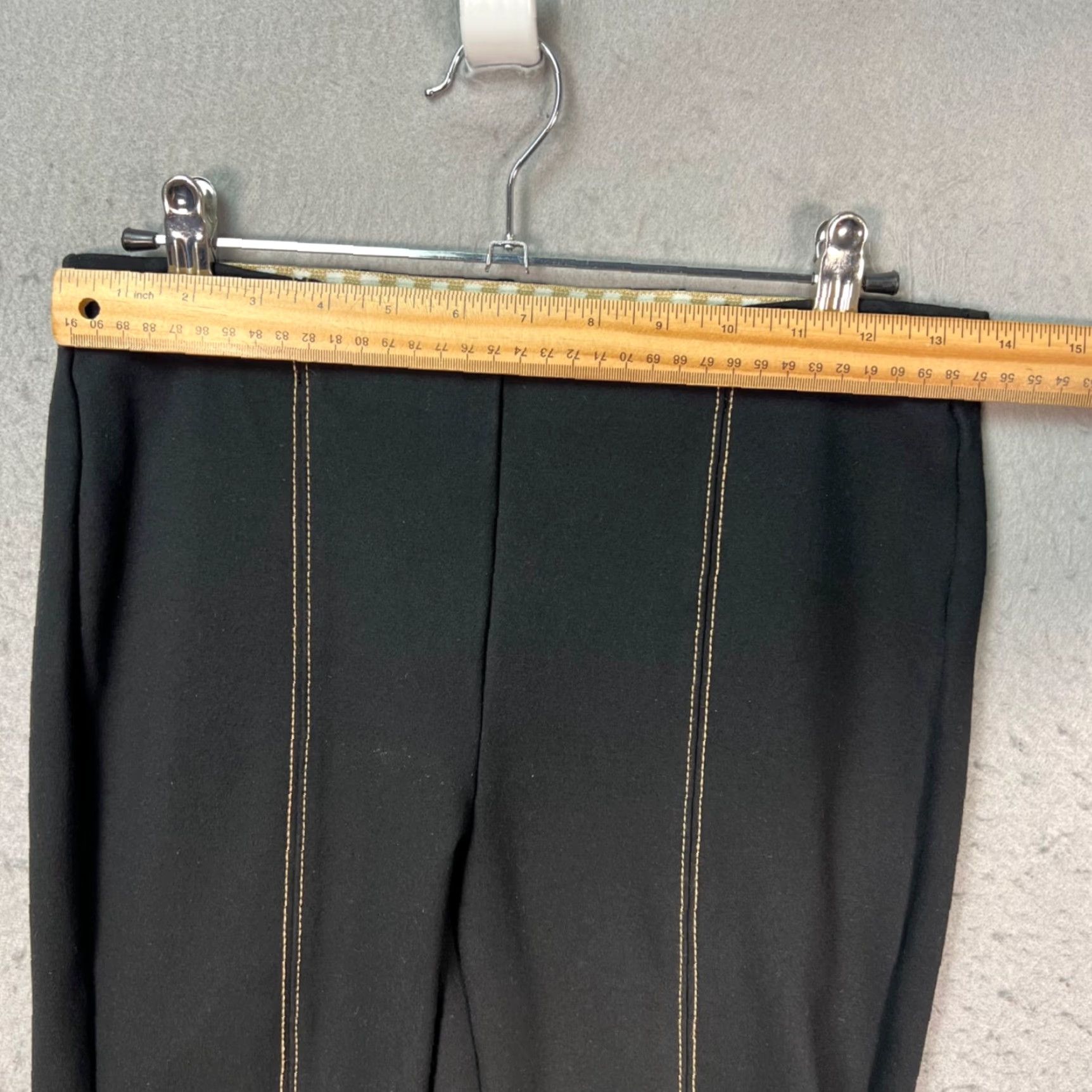 Anthropologie Anthropologie Pants Womens XS Essential Crop Flare Black w/ Beige Stitching Cropped 27in Inseam Size 26" / US 2 / IT 38 - 6 Thumbnail