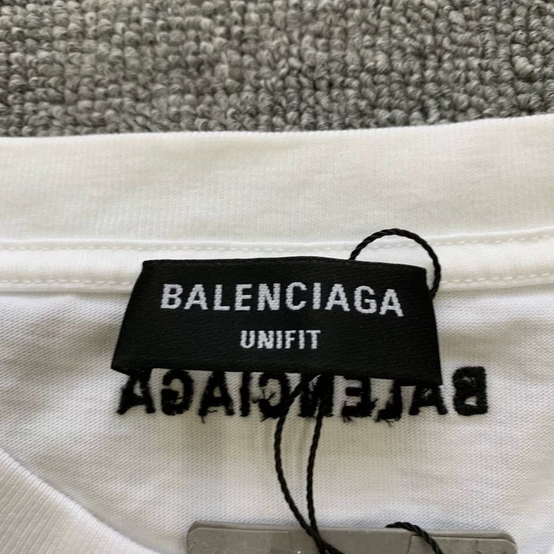 Balenciaga Balenciaga White Earth Long Sleeve Size US L / EU 52-54 / 3 - 4 Thumbnail