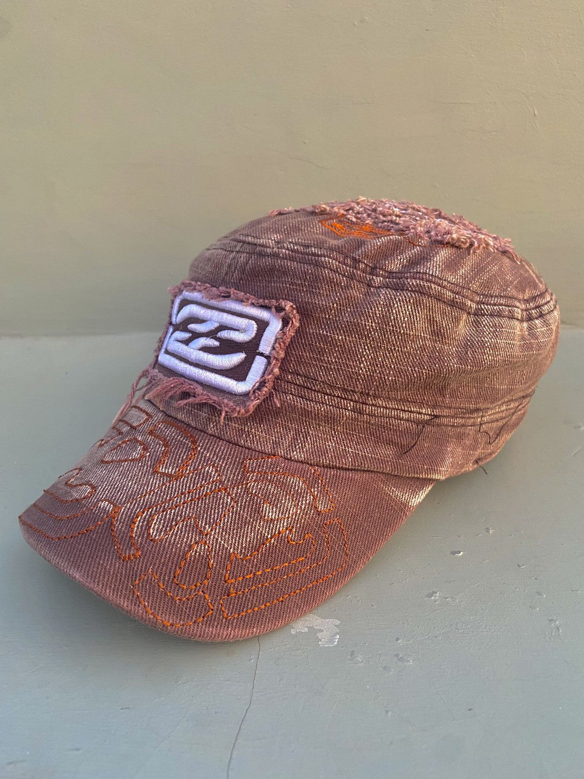 Le Grande Bleu (L.G.B.) 2000s Billabong ditsetressed patrol hat Size ONE SIZE - 6 Thumbnail