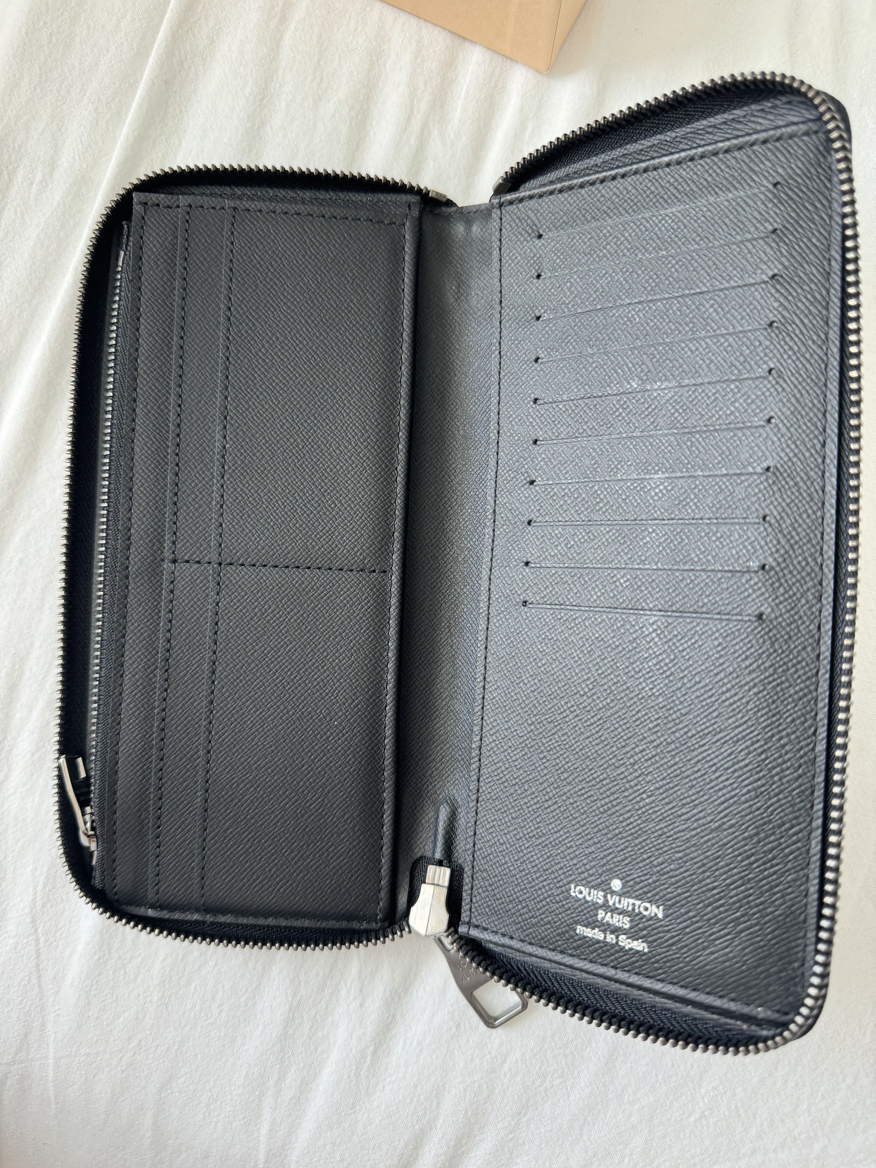 Louis Vuitton Louis Vuitton Zippy Wallet in eclipse monogram Size ONE SIZE - 6 Thumbnail