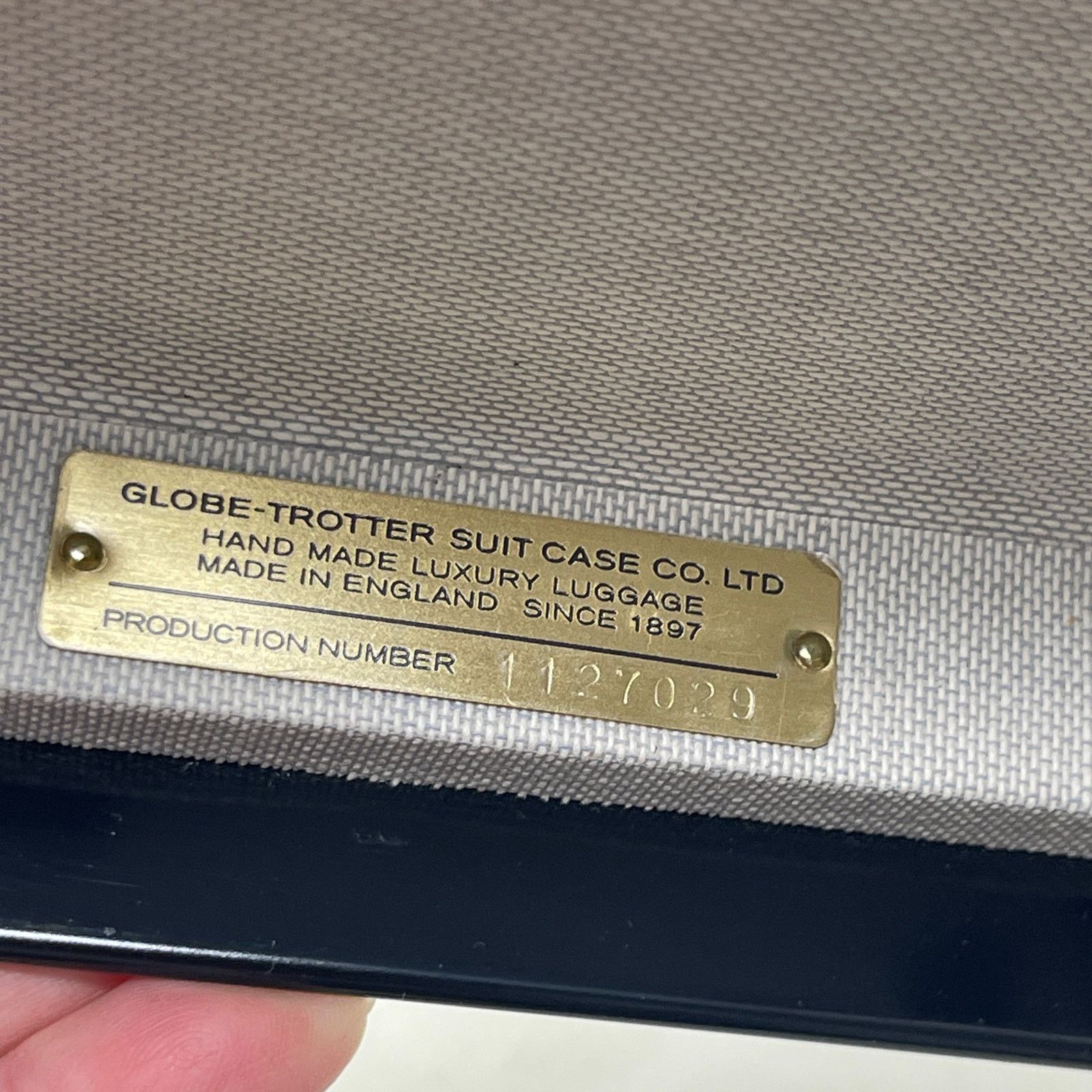 Other Globe Trotter The Centenary London Square Bag Black & Gold Size ONE SIZE - 3 Thumbnail