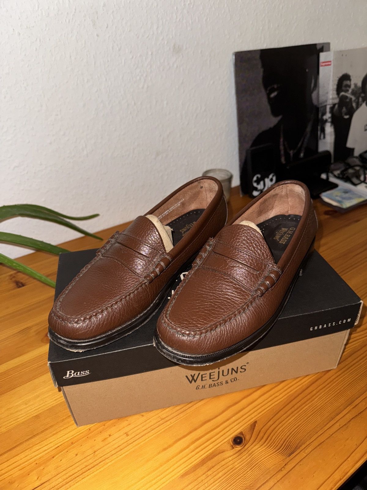 G.H. Bass & Co. GH Bass Weejuns Penny Loafers Size US 7.5 / EU 40-41 - 1 Thumbnail