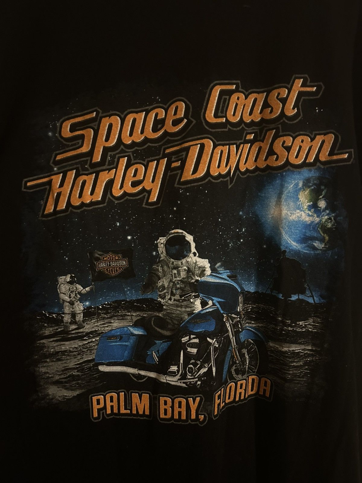 Harley Davidson Harley Davidson Space Man on Moon Space Coast Graphic Tshirt Size US XXL / EU 58 / 5 - 1 Thumbnail